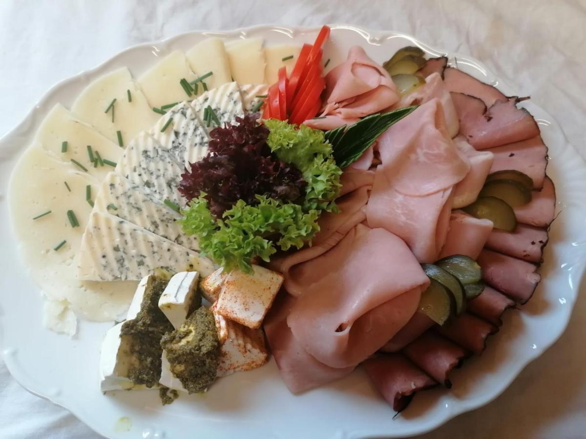 兔酒店 Trhovy Stepanov 外观 照片