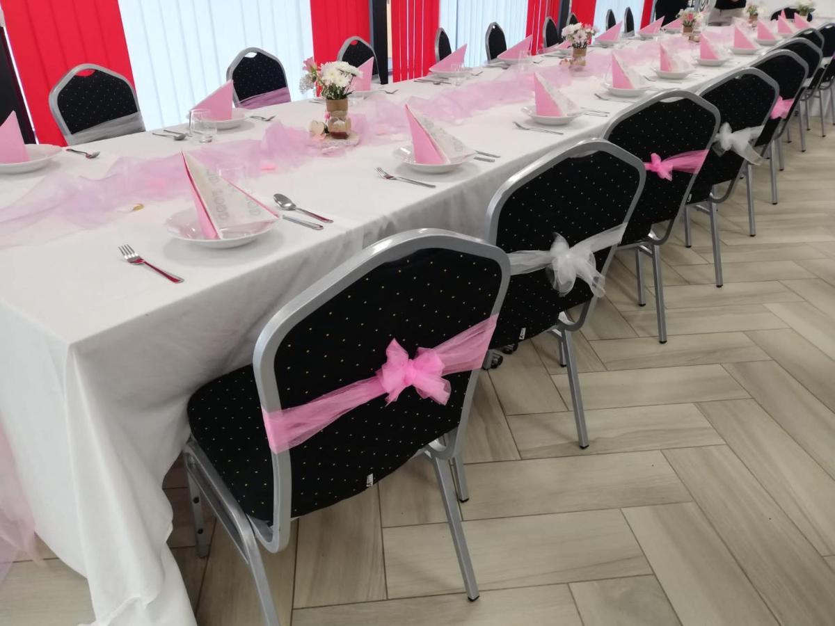 兔酒店 Trhovy Stepanov 外观 照片