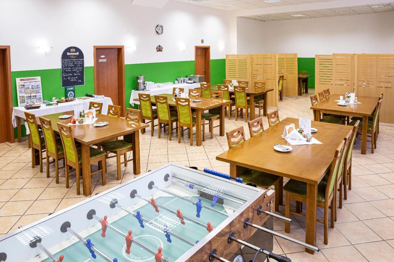 兔酒店 Trhovy Stepanov 外观 照片